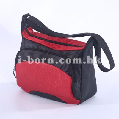 產品：旅行斜孭袋